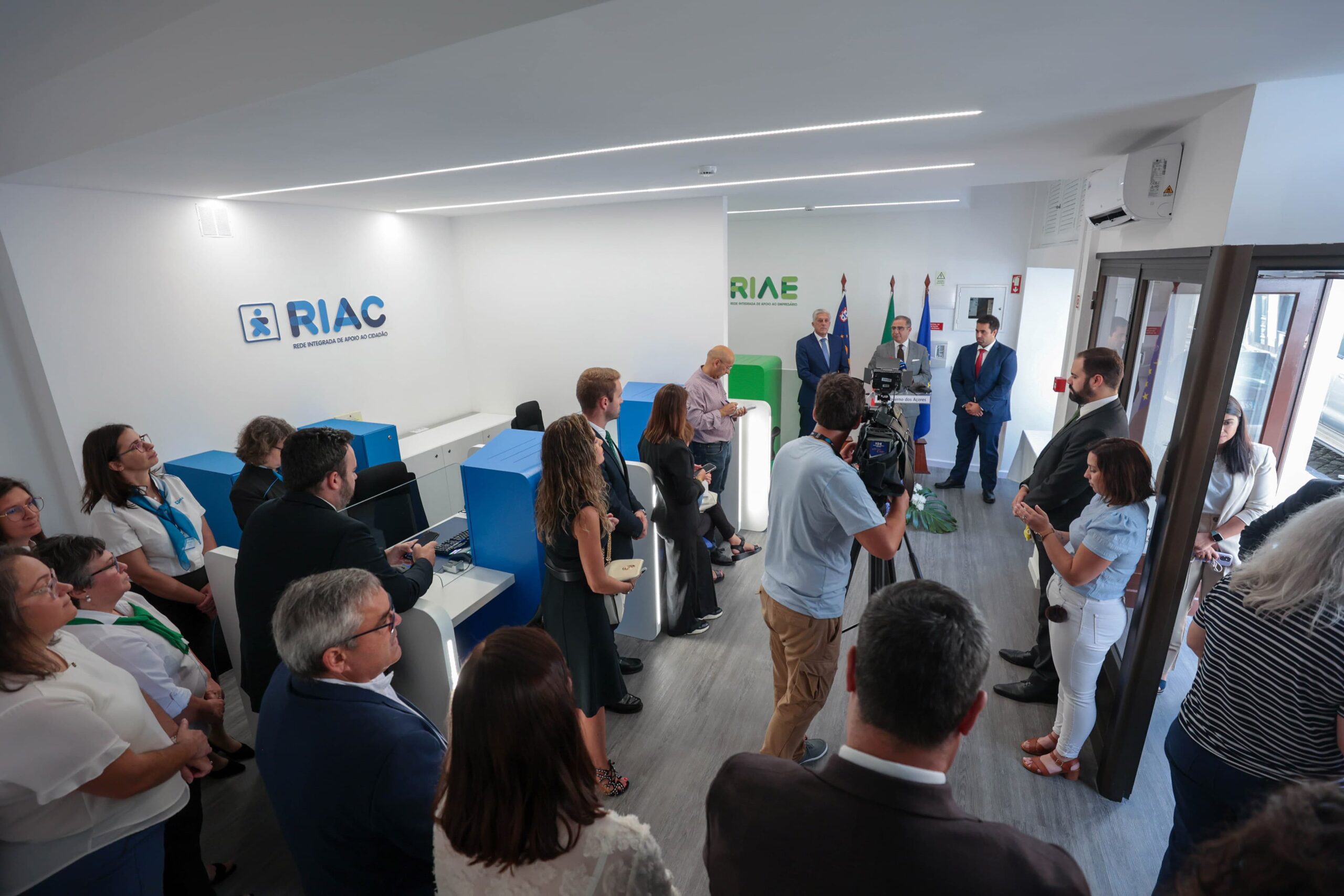 Presidente do Governo inaugurou nova loja RIAC – RIAE das Velas
